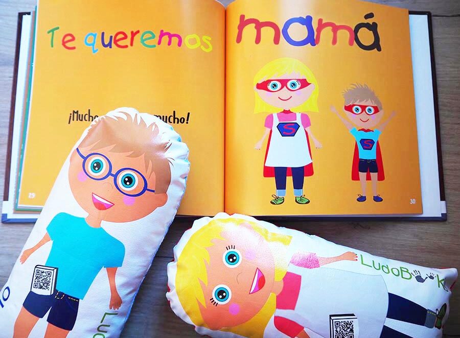 Libro personalizado para mamá con avatares y fotos
